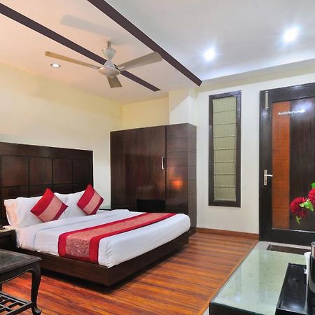Staybook Hotel Aira New Delhi Railway Station Paharganj Esterno foto