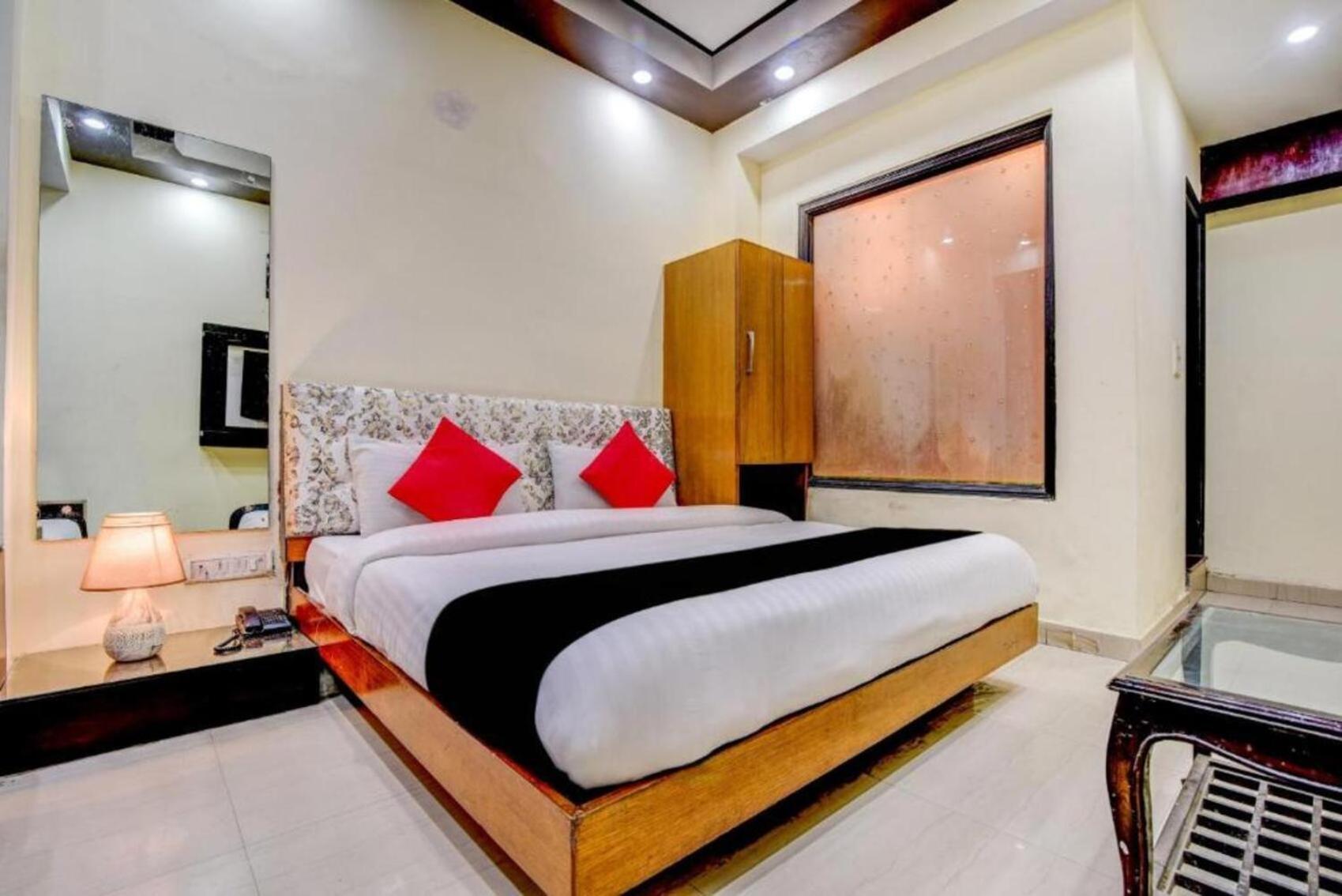 Staybook Hotel Aira New Delhi Railway Station Paharganj Esterno foto
